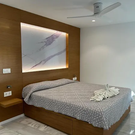 Smile Cavana Apartments Nerja Exterior foto